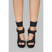 Funki Buys | Shoes | Women's Chunky Heel Strappy Sandals